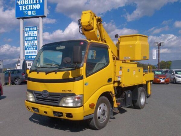 Ref:AUX-17316317 HINO DUTRO 2011