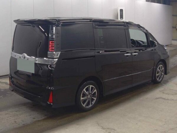 Ref:AUX-17397010 TOYOTA VOXY 2021 - Image 6