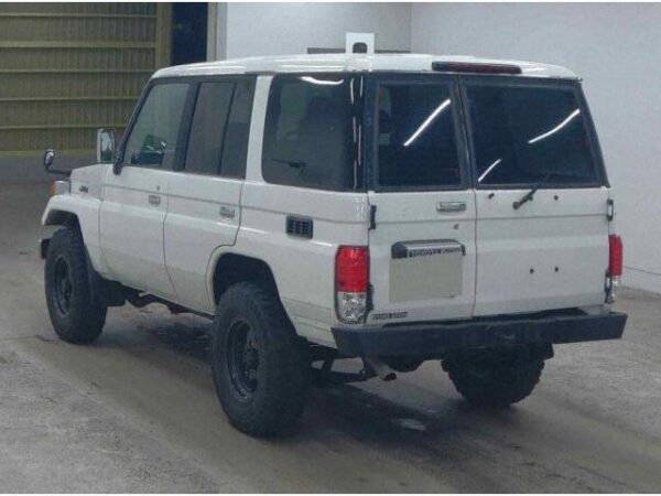 Ref:AUX-17517688 TOYOTA LAND CRUISER 70 2003 - Image 2