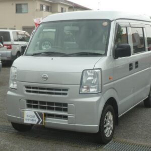 2014 Nissan Nv100Clipper Van silver gasoline used car Japan export