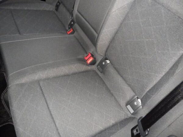 Ref:AUX-17572705 VOLKSWAGEN GOLF 2023 - Image 4