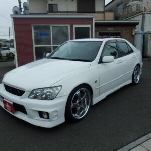 2001 Toyota Altezza white gasoline used car Japan export