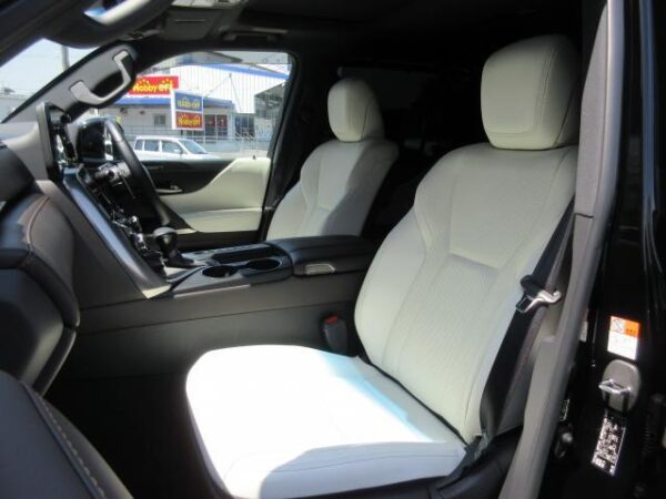Ref:AUX-17750062 LEXUS LX 2023 - Image 11