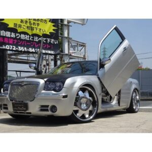 2006 Chrysler Chrysler 300C silver gasoline used car Japan export