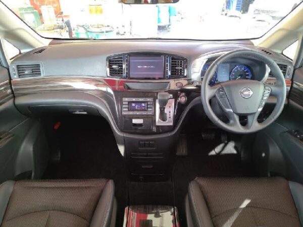 Ref:AUX-17807761 NISSAN ELGRAND 2019 - Image 3