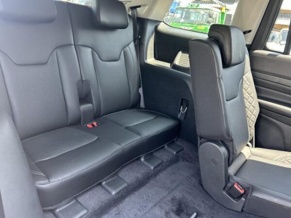 Ref:AUX-17836716 CHRYSLER JEEP JEEP COMMANDER 2023 - Image 17