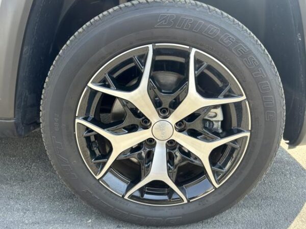 Ref:AUX-17836716 CHRYSLER JEEP JEEP COMMANDER 2023 - Image 8