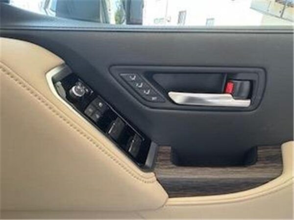 Ref:AUX-17836750 TOYOTA LAND CRUISER 2025 - Image 11