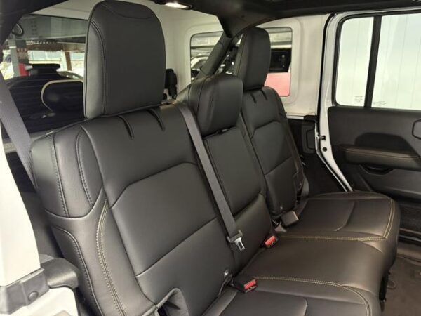 Ref:AUX-17844481 CHRYSLER JEEP JEEP WRANGLER UNLIMITED 2024 - Image 5