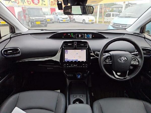Ref:AUX-17898633 TOYOTA PRIUS 2019 - Image 3