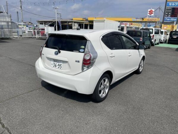 Ref:AUX-17906933 TOYOTA AQUA 2014 - Image 10