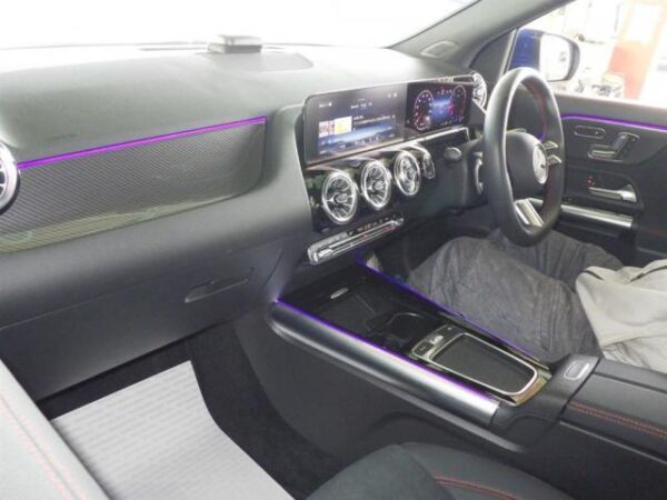 Ref:AUX-17910180 MERCEDES BENZ GLA-CLASS 2024 - Image 3