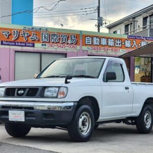 2001 Nissan Datsun Pick Up white gasoline used car Japan export