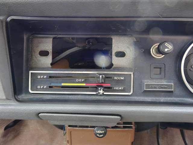 Ref:AUX-17948854 NISSAN SUNNY TRUCK 1988 15 Ref:AUX-17948854 NISSAN SUNNY TRUCK 1988 - Image 15