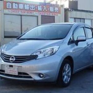 2013 Nissan Note silver gasoline used car Japan export