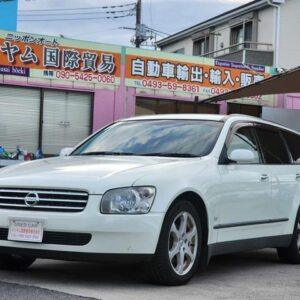 2003 Nissan Stagea white gasoline used car Japan export