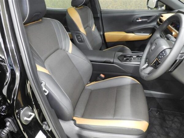 Ref:AUX-18000237 TOYOTA CROWN CROSSOVER 2023 - Image 18