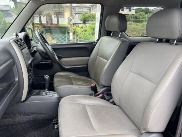 Ref:AUX-18021812 SUZUKI JIMNY 2010 - Image 6