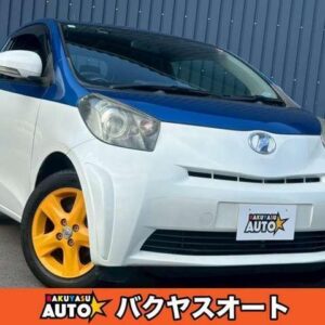 2010 Toyota Iq white gasoline used car Japan export