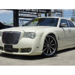 2006 Chrysler Chrysler 300C white gasoline used car Japan export