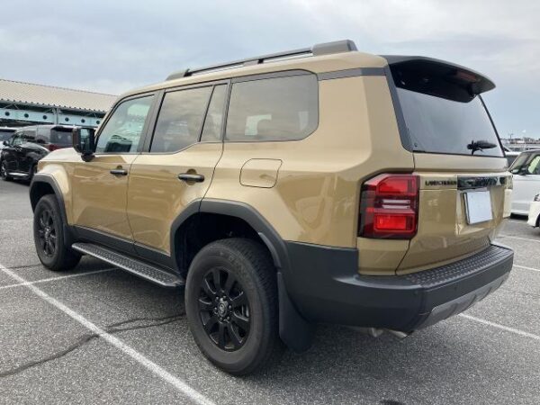Ref:AUX-18041041 TOYOTA LAND CRUISER 250 2024 - Image 2