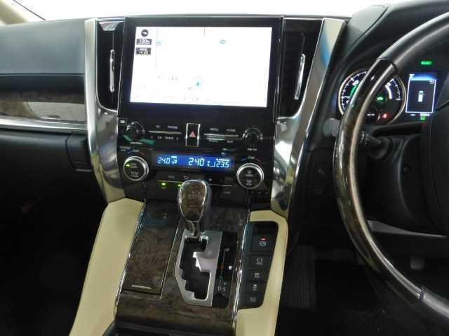Ref:AUX-18054276 TOYOTA ALPHARD HYBRID 2023 7 Ref:AUX-18054276 TOYOTA ALPHARD HYBRID 2023 - Image 7