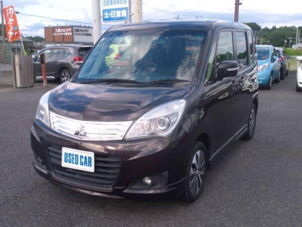Ref:AUX-18074525 MITSUBISHI DELICA D:2 2014