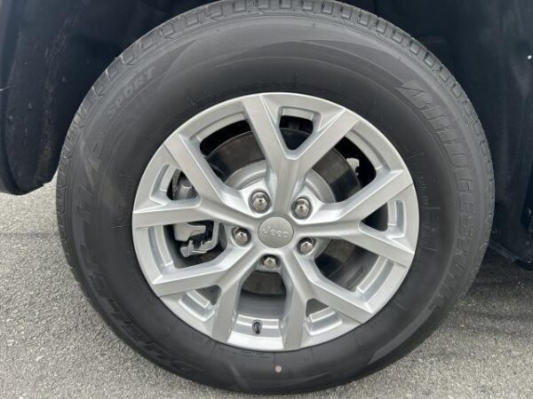 Ref:AUX-18089314 CHRYSLER JEEP JEEP GRAND CHEROKEE 2023 - Image 9