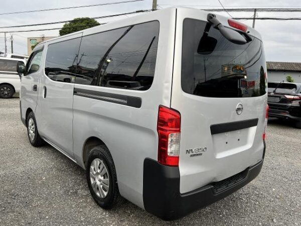 Ref:AUX-18100863 NISSAN NV350CARAVAN VAN 2014 - Image 2