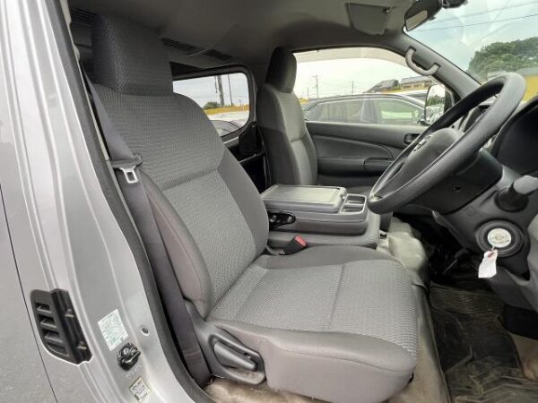 Ref:AUX-18100863 NISSAN NV350CARAVAN VAN 2014 - Image 18