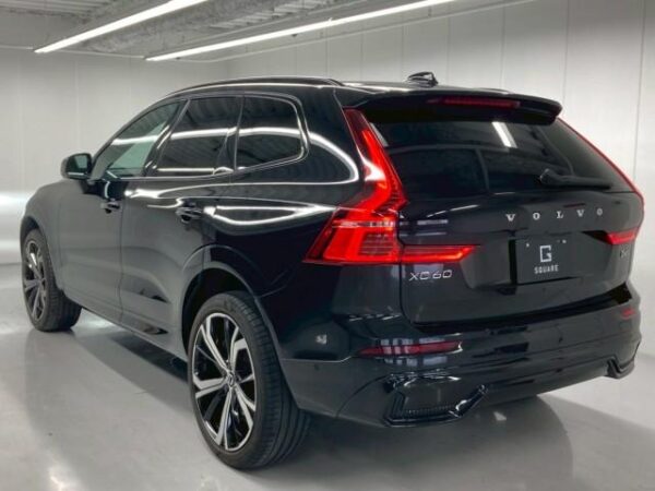 Ref:AUX-18129644 VOLVO XC60 2022 - Image 9