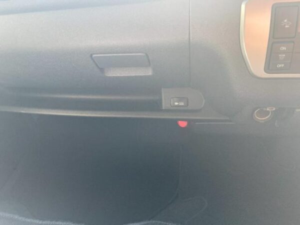 Ref:AUX-18129758 TOYOTA HIACE WAGON 2018 - Image 15