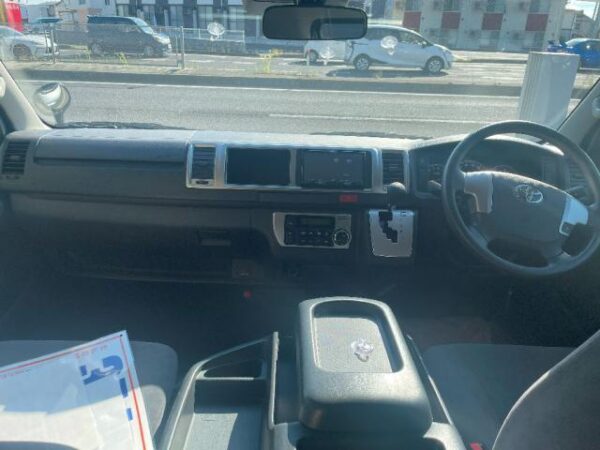 Ref:AUX-18129758 TOYOTA HIACE WAGON 2018 - Image 3