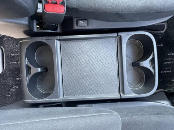 Ref:AUX-18129977 MITSUBISHI DELICA D:5 2023 - Image 20