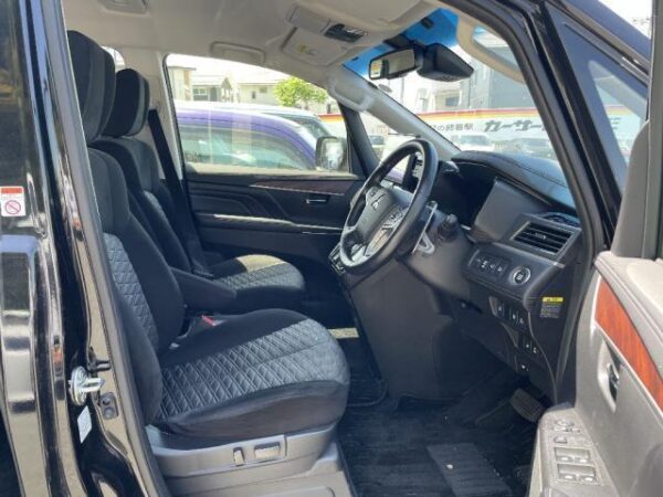 Ref:AUX-18129977 MITSUBISHI DELICA D:5 2023 - Image 3