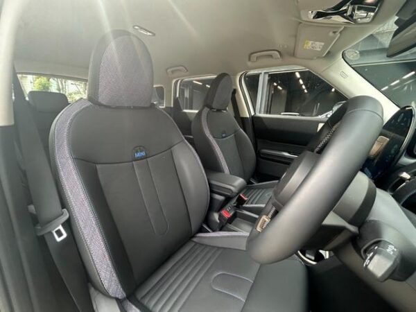 Ref:AUX-18142103 MINI MINI 2024 - Image 13