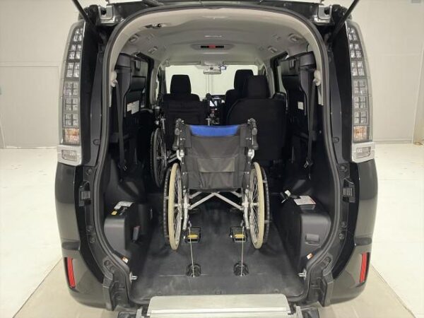 Ref:AUX-18143587 TOYOTA VOXY 2014 - Image 7