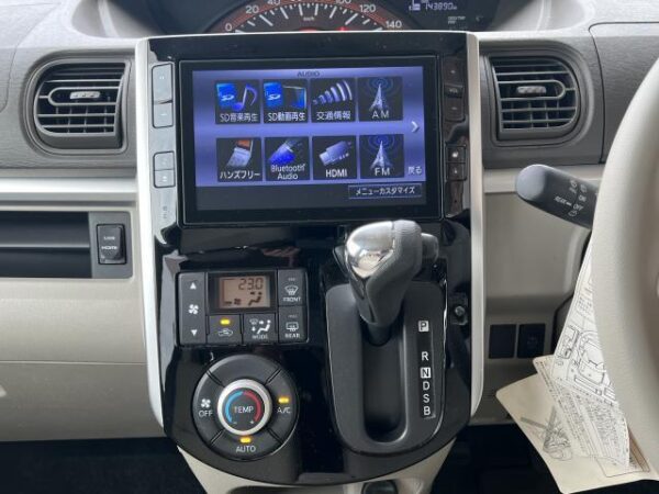 Ref:AUX-18144067 DAIHATSU TANTO 2015 - Image 13