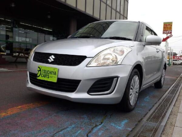 Ref:AUX-18171787 SUZUKI SWIFT 2015