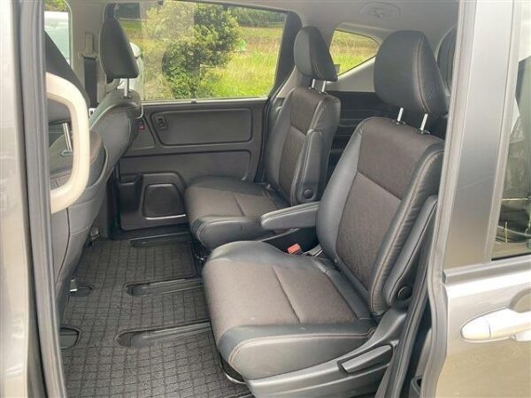 Ref:AUX-18189455 HONDA FREED HYBRID 2022 - Image 13