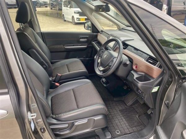 Ref:AUX-18189455 HONDA FREED HYBRID 2022 - Image 17