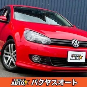 2010 Volkswagen Golf red gasoline used car Japan export