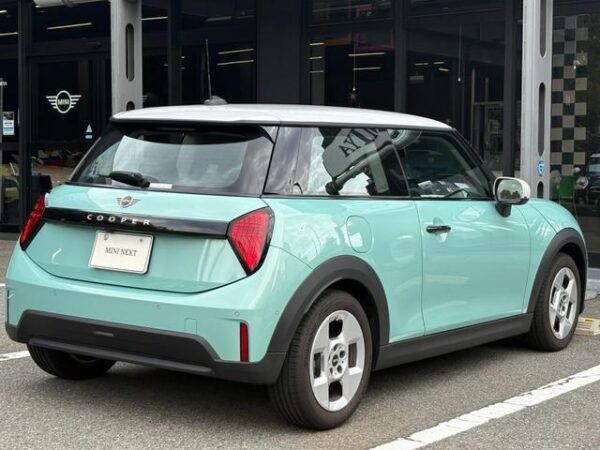 Ref:AUX-18199414 MINI MINI 2024 - Image 3