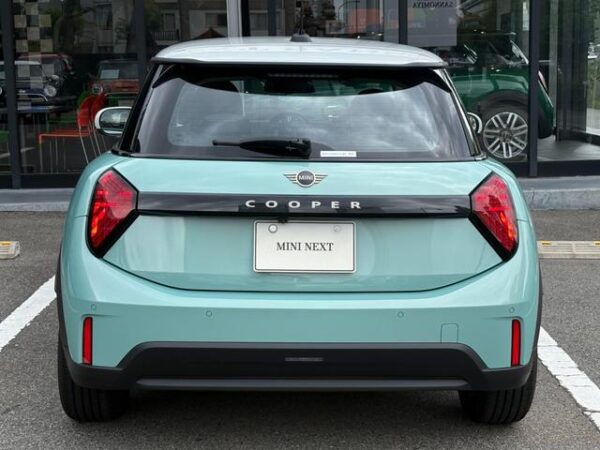 Ref:AUX-18199414 MINI MINI 2024 - Image 5