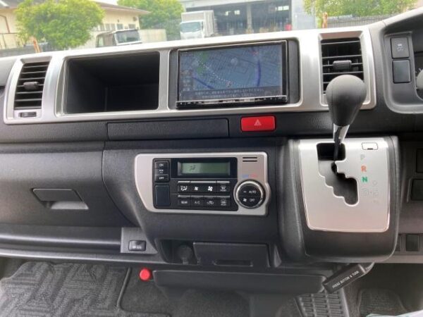 Ref:AUX-18200308 TOYOTA HIACE WAGON 2023 - Image 20