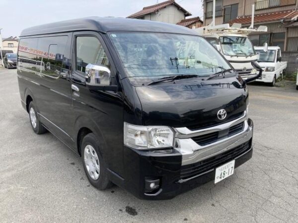 Ref:AUX-18200308 TOYOTA HIACE WAGON 2023