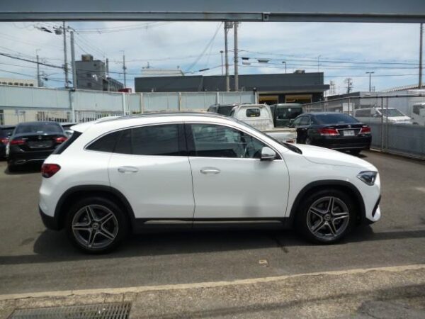 Ref:AUX-18200326 MERCEDES BENZ GLA-CLASS 2023 - Image 4