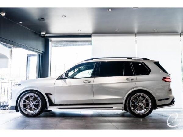 Ref:AUX-18200469 BMW X7 2023 - Image 8