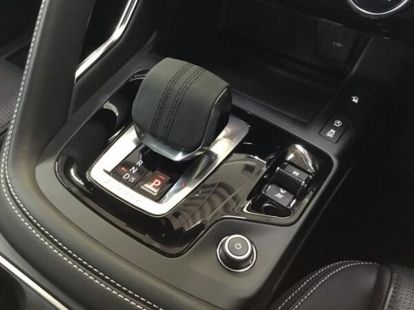 Ref:AUX-18200470 JAGUAR E-PACE 2023 - Image 16