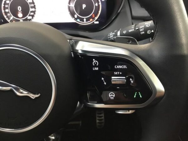 Ref:AUX-18200470 JAGUAR E-PACE 2023 - Image 17